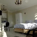 Old Aparthotel